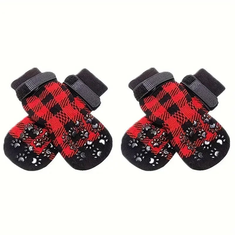 Chaussettes à carreaux rouges pour chien